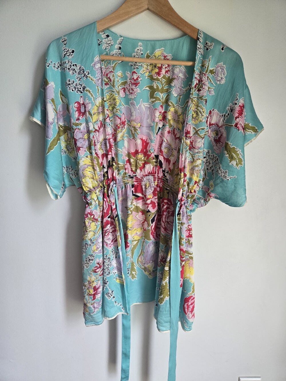 Vintage Kimono Floral Silky Tie-Front Top in Aqua - Picture 8 of 9